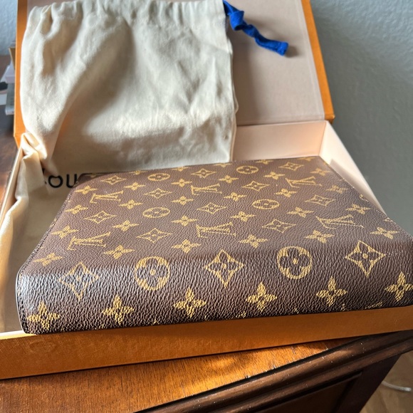 Louis Vuitton GM Large Ring Planner - Picture 2 of 8